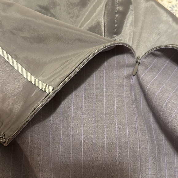 Banana Republic Suit Skirt - Picture 7 of 7